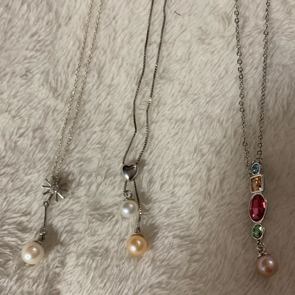 Vantel Pearl Necklaces